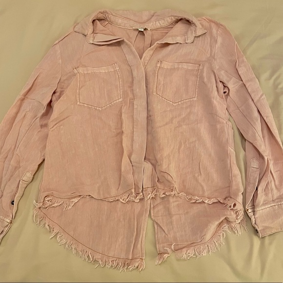 Umgee Tops - Umgee pink button up size Large